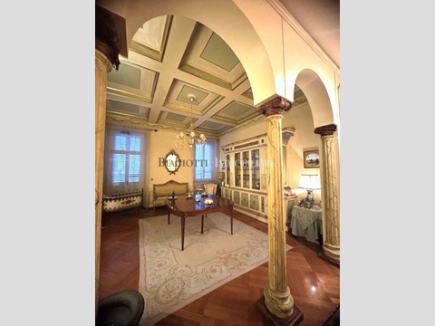 Appartamento in Vendita a Livorno, zona mascagni, 995'000€, 400 m²