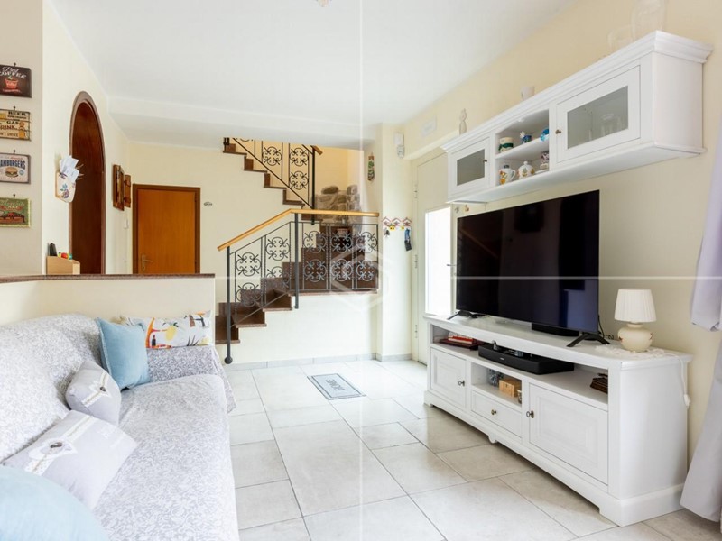 Casa Indipendente in Vendita a San Giuliano Terme, zona Gello, 204'000€, 114 m², arredato
