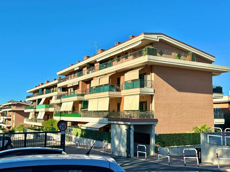 Magazzino in Vendita a Roma, 75'000&euro;, 35 m²