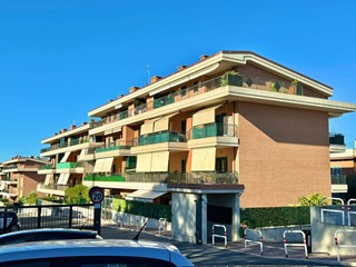 Magazzino in Vendita a Roma, 75'000&euro;, 35 m²