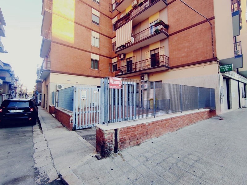 Magazzino in Vendita a San Severo, 59'000&euro;, 186 m²