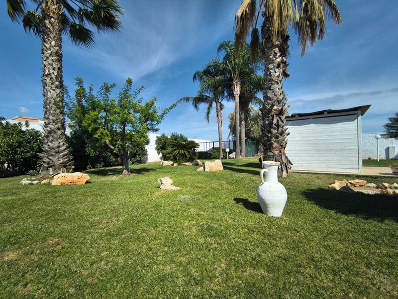 Villa in Vendita a Monopoli, 470'000€, 200 m²