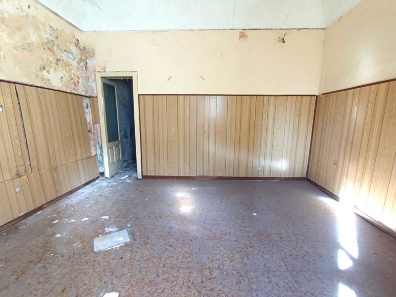 Casa Indipendente in Vendita a Belpasso, zona Centro, 40'000€, 55 m²