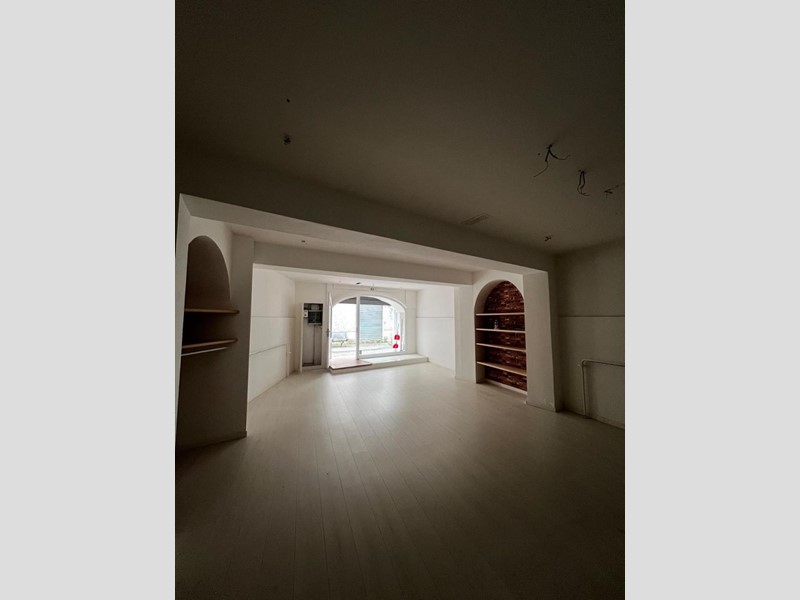 Immobile commerciale in Affitto a Aulla, 550€, 90 m²