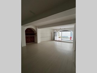 Immobile commerciale in Affitto a Aulla, 550€, 90 m²