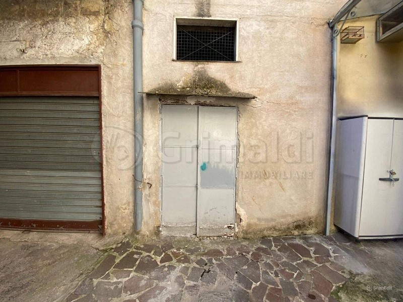 Box in Vendita a Giugliano in Campania, 19'000&euro;, 16 m²