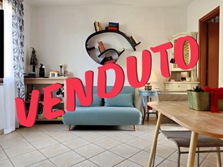 Trilocale in Vendita a Capannoli, 90'000€, 60 m², arredato, con Box