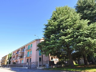 Trilocale in Vendita a Inveruno, 79'000€, 75 m²