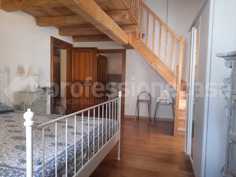 Casa Indipendente in Vendita a Montenero Val Cocchiara, 190'000€, 138 m², arredato