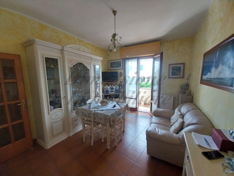Quadrilocale in Vendita a Rosignano Marittimo, zona Vada, 198'000€, 75 m², con Box