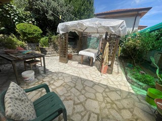 Casa Indipendente in Vendita a Ameglia, 225'000&euro;, 160 m²