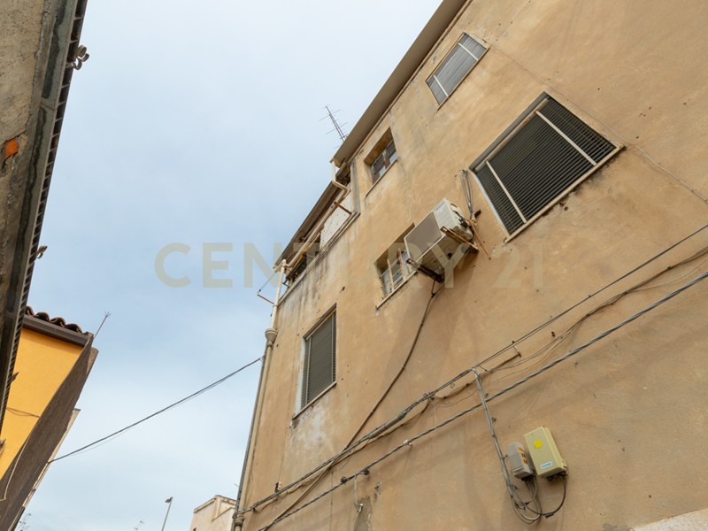 Casa Indipendente in Vendita a Catania, 115'000&euro;, 130 m²