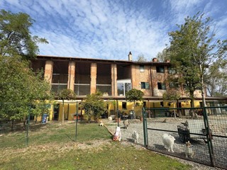 Casa Indipendente in Vendita a Greggio, 168'000€, 204 m²