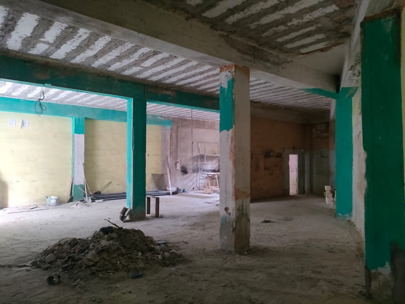 Immobile commerciale in Vendita a Mesagne, zona Centro, 87'000€, 150 m²