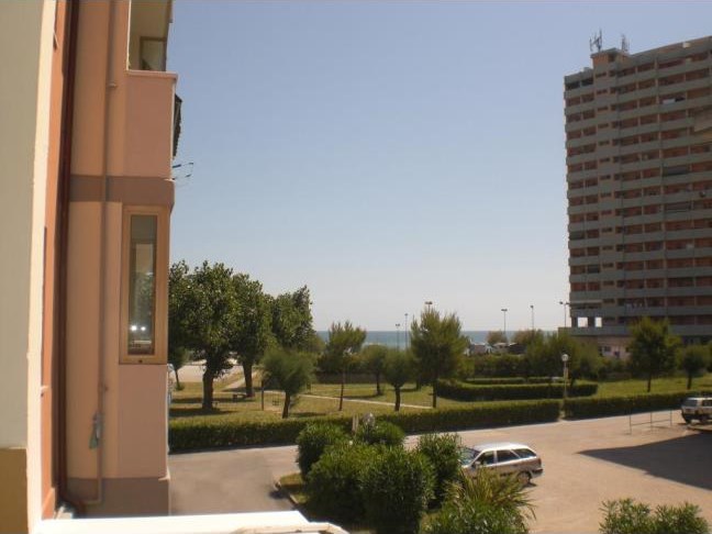 Bilocale in Vendita a Fermo, zona Lido San Tommaso, 50'000€, 45 m²