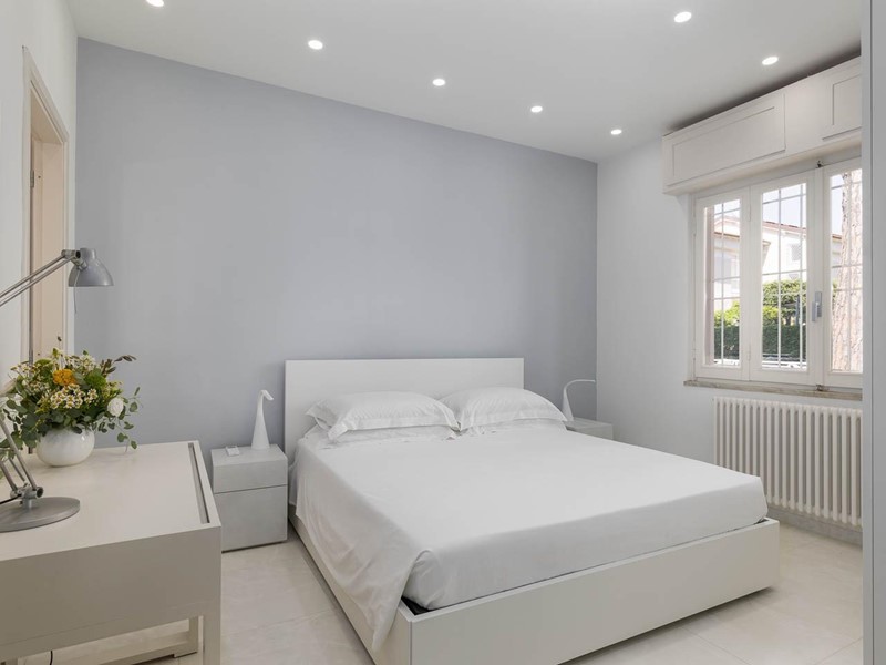 Villa in Vendita a Pisa, zona Tirrenia, 730'000€, 150 m²