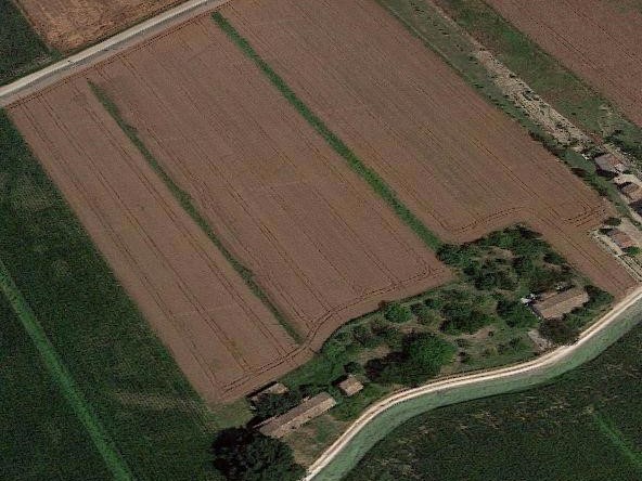 Terreno edificabile in Vendita a Adria, 60'000€, 4000 m²