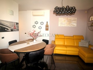 Quadrilocale in Vendita a Follo, 170'000€, 100 m²