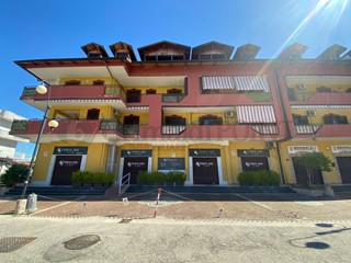 Trilocale in Vendita a Giugliano in Campania, 119'000€, 75 m²