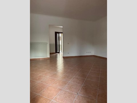 Appartamento in Vendita a Calci, 190'000&euro;, 100 m²