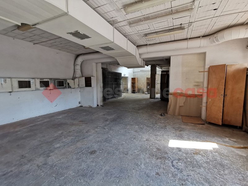 Capannone in Vendita a Casaleone, 55'000€, 740 m²
