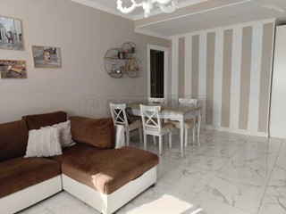 Trilocale in Affitto a Ladispoli, 1'900€, 75 m²