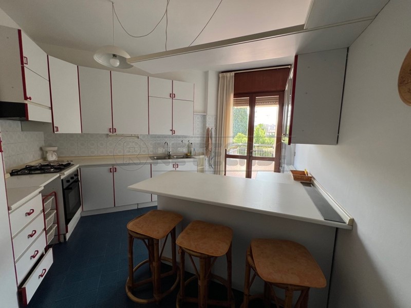 Appartamento in Vendita a Bassano del Grappa, 200'000€, 150 m², con Box