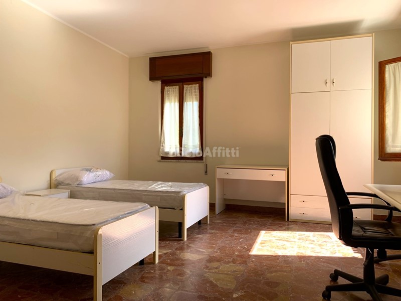 Trilocale in Affitto a Catanzaro, zona Sala, 430&euro;, 70 m², arredato