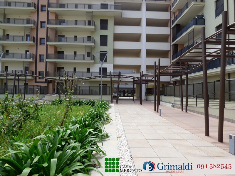 Appartamento in Vendita a Palermo, 320'000€, 142 m²