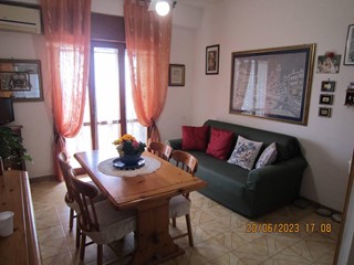 Trilocale in Vendita a Scalea, 85'000€, 80 m², con Box