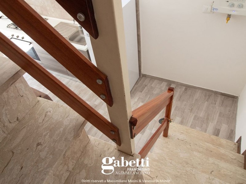 Casa Indipendente in Vendita a Mozzagrogna, 68'000€, 71 m², arredato