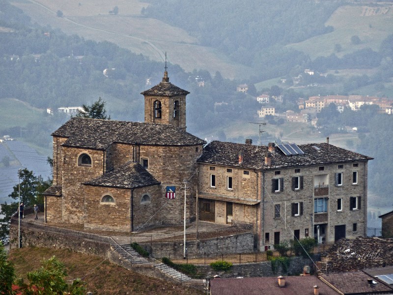 Casale in Affitto a Varsi, zona Contile, 500€, 500 m², arredato