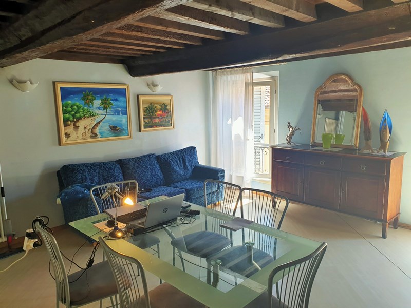 Appartamento in Affitto a Modena, zona Centro Storico, 1'000&euro;, arredato, con Box