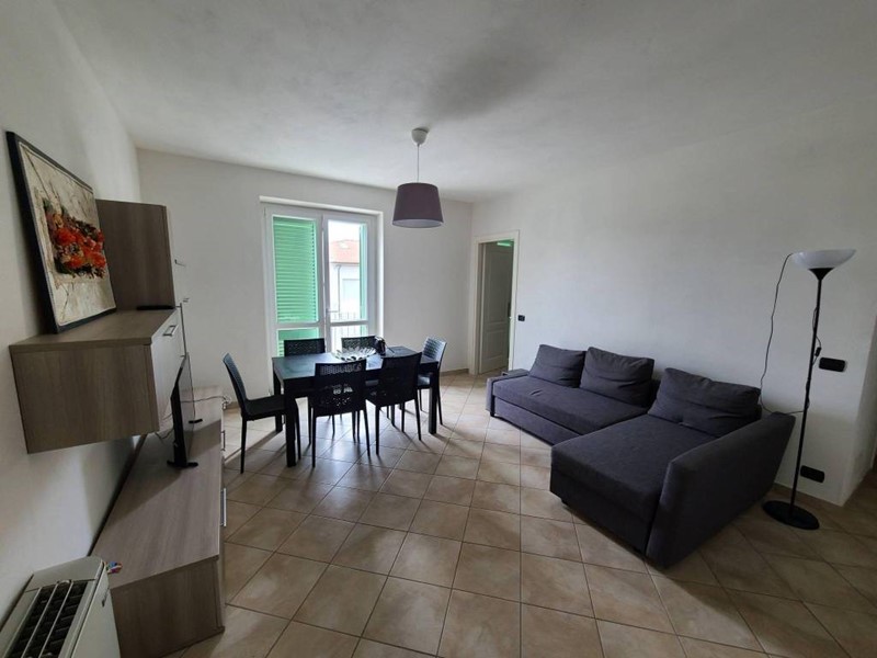 Quadrilocale in Affitto a Camaiore, zona Lido di Camaiore, 3'500€, 70 m², arredato