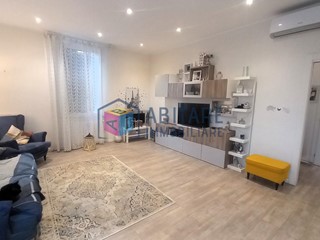 Quadrilocale in Vendita a Livorno, 150'000€, 98 m²