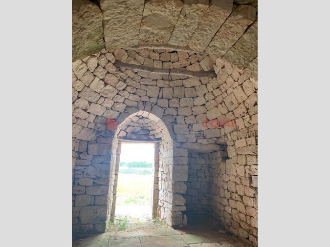 Casale in Vendita a Martina Franca, 50'000€, 8000 m²