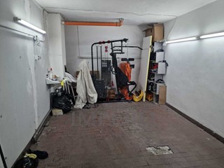 Box in Vendita a Ventimiglia, zona San Secondo, 17'500€, 12 m²