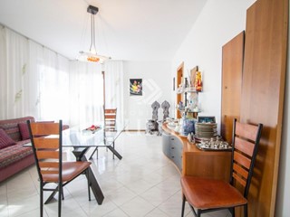 Appartamento in Vendita a Camaiore, zona Lido di Camaiore, 360'000&euro;, 85 m²