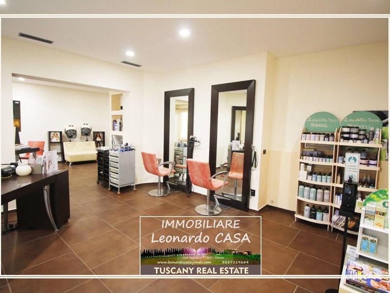 Immobile commerciale in Vendita a Vinci, 75'000€, 80 m²