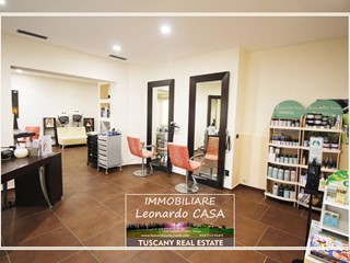 Immobile commerciale in Vendita a Vinci, 75'000€, 80 m²