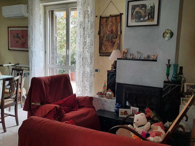 Appartamento in Vendita a Gossolengo, 210'000€, 120 m², arredato, con Box