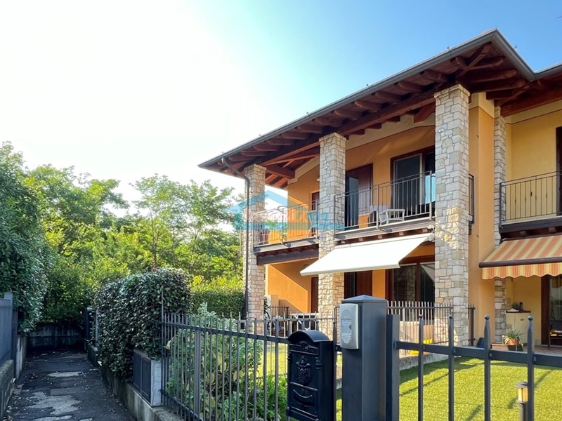 Trilocale in Vendita a Erbusco, 190'000€, 115 m², con Box