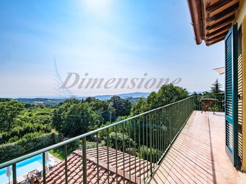 Casa Indipendente in Vendita a Castellina Marittima, 700'000€, 260 m², con Box