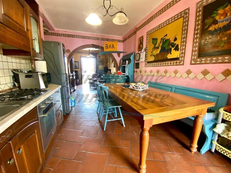 Appartamento in Vendita a Rosignano Marittimo, zona Rosignano Solvay, 270'000€, 130 m², arredato