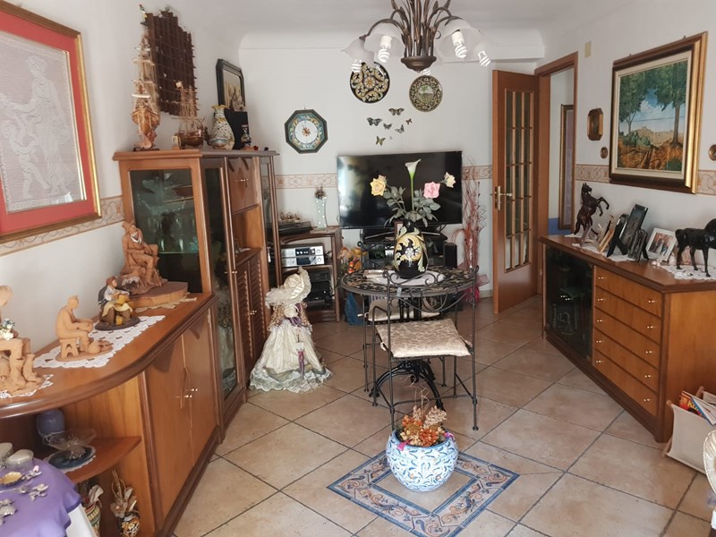 Casa Indipendente in Vendita a Caltagirone, zona via Lo Monaco, 33'000€, 110 m²