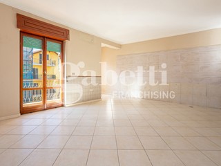 Trilocale in Vendita a Mugnano di Napoli, 165'000€, 105 m²