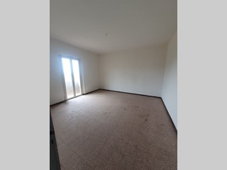 Trilocale in Vendita a Reggio Calabria, 25'000€, 70 m²