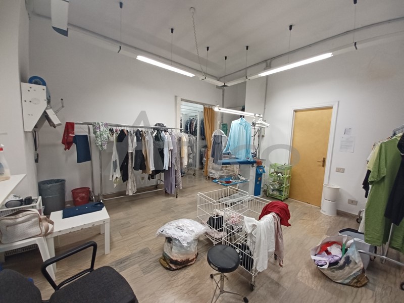 Attività commerciale in Vendita a Rovigo, zona Centro cittÃ, 50'000€, 100 m², arredato