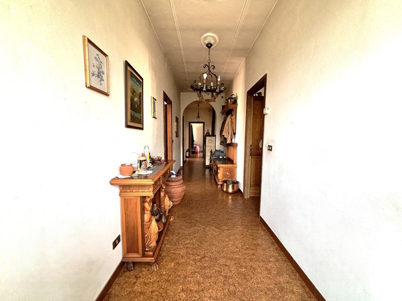 Casa Indipendente in Vendita a Licciana Nardi, zona Monti, 160'000€, 216 m²