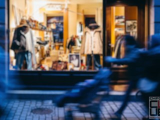 Negozio in Affitto a Empoli, 1'700&euro;, 160 m²